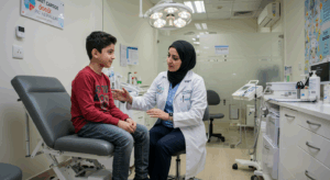 جلسة حجامه فعاله لطفلك